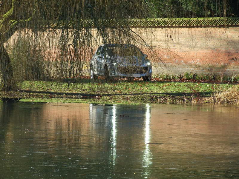 http://www.forum-peugeot.com/Forum/mesimages/20489/308 de Guillj-21.JPG